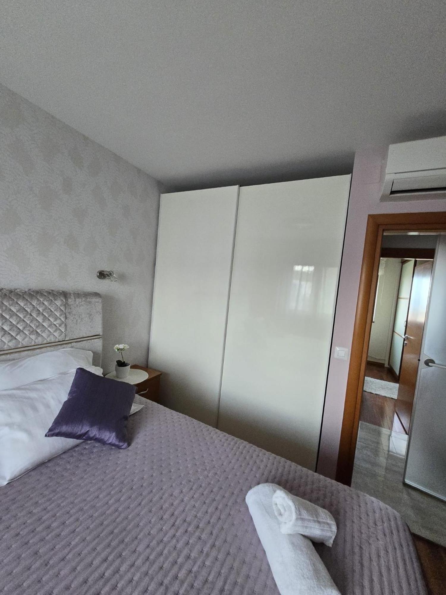 Apartments Luana With Private Jacuzzi Zadar Exterior photo
